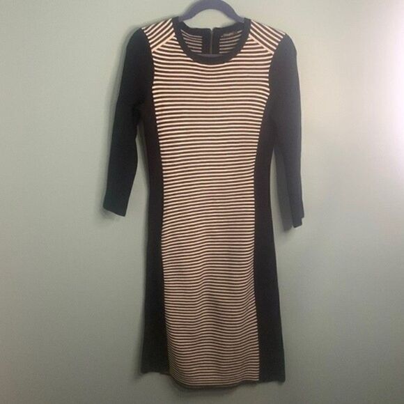 J. McLaughlin Long Sleeve Sweater Dress - Picture 1 of 7